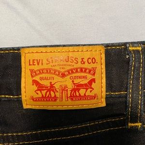 Levi’s skinny jeans